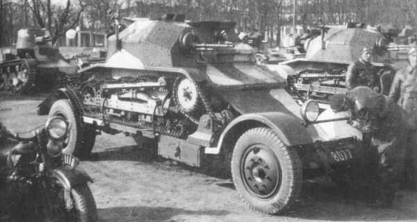 The TKS on the 'autransport' chassis.