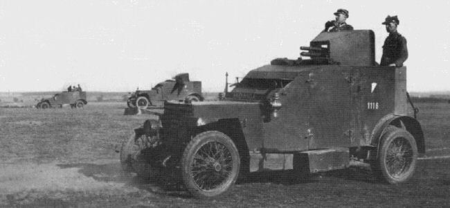 Pluton samochodów Peugeot podczas manewrów w Biedrusku, 1932.