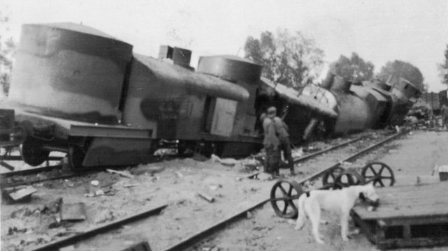 Armoured train Nr.13 from the right side