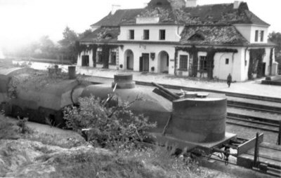 Polski pociąg pancerny nr 15 w Modlinie