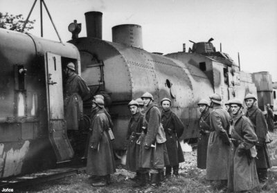 Locomotive Ti3 in u Pierwszy Marszałek