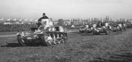 Polish Vickers Mk. E tanks, 1935