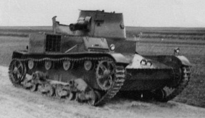 Abandoned Polish Vickers tank