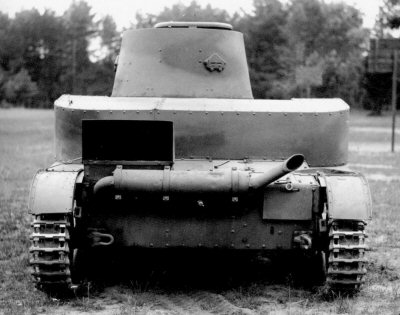 Vickers E with Polish modifications from rear
