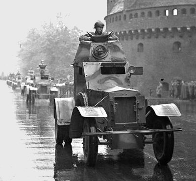 Samochody pancerne wz.34 na defiladzie w Krakowie, 21 V 1939 [źródło 2]